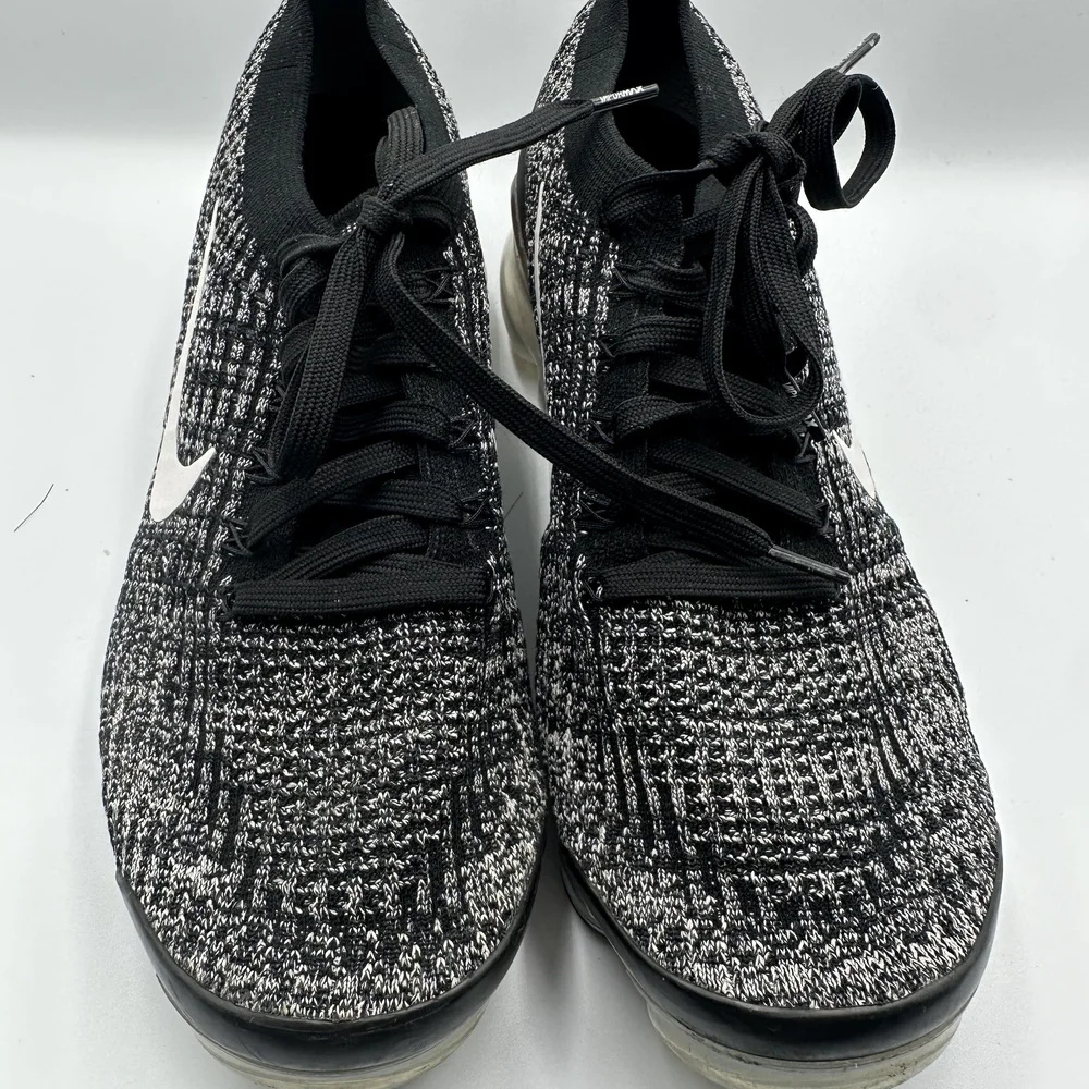 womens size 11 Nike Air VaporMax Flyknit 3 Oreo Shoes Retail $190 - Picture 6 of 6